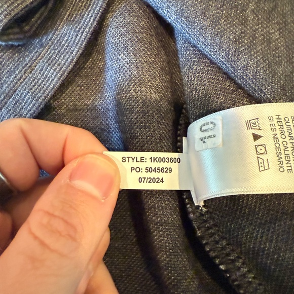 Vineyard Vines Saltwater Quarter Zip Jet Black - Small - Picture 6 of 6